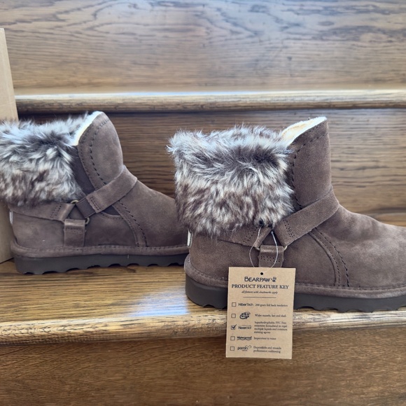 Bearpaw 5" Boots Brown Suede 9 NWT - Picture 6 of 8